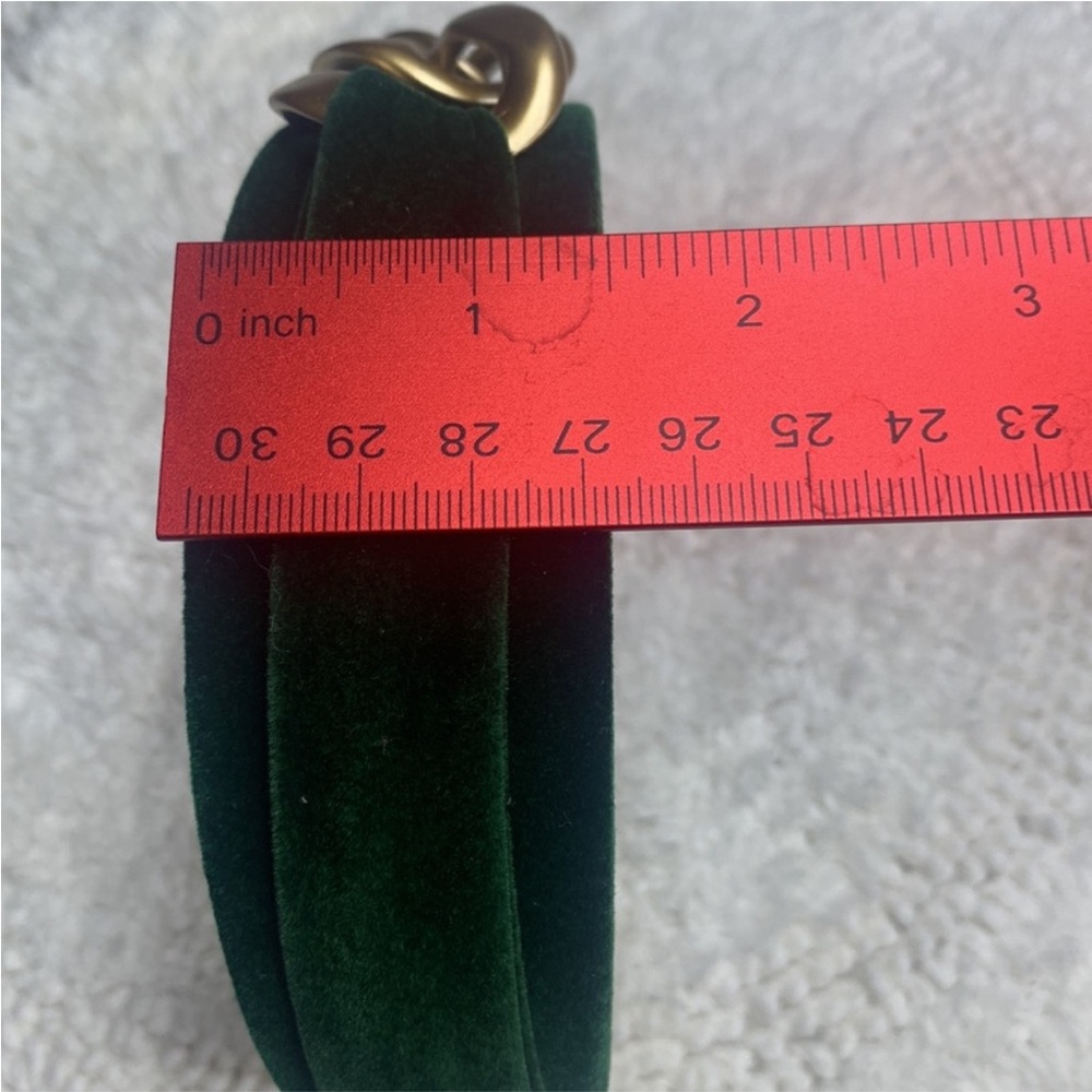 🌼Hairband Gold Chain Detail Headband in Green Velvety feel NWOT - Picture 7 of 8